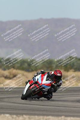 media/Oct-13-2025-Moto Forza (Mon) [[a66d839500]]/2-A Group/Session 3 (Turn 16)/